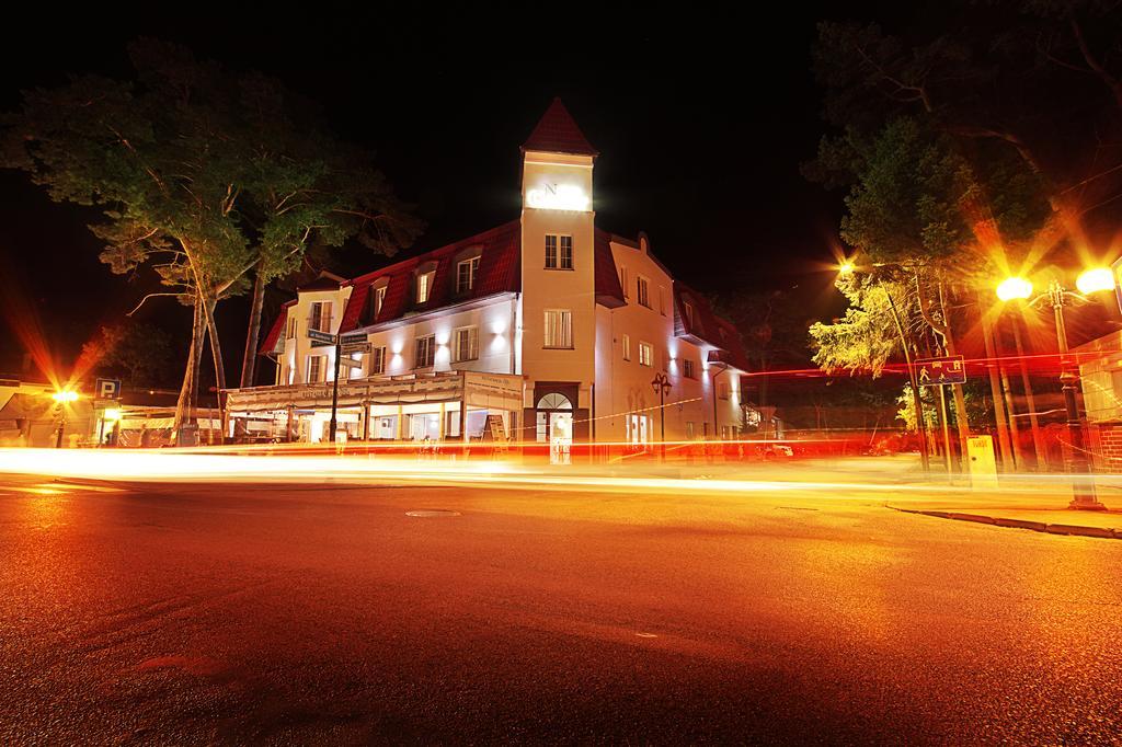 New Corner Hotel นีคอร์เซ ภายนอก รูปภาพ